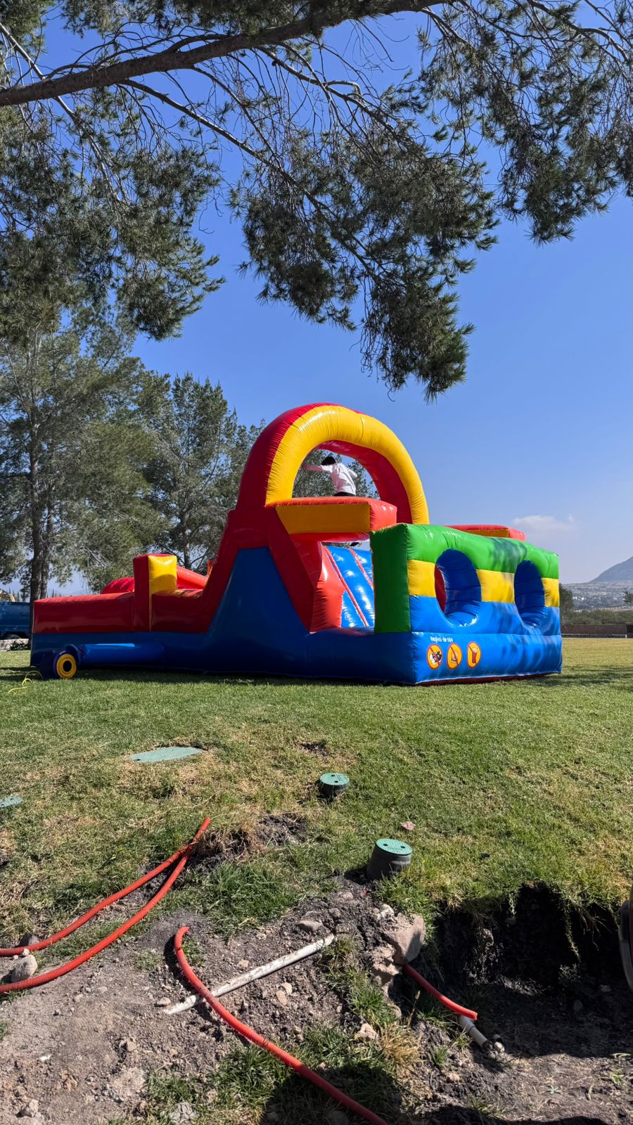 Renta de inflable Carrera de Obstáculos en Querétaro